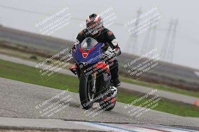 media/Nov-29-2025-TrackDaz (Sat) [[10ae2d9bce]]/B Group/Session 4 (Wheelie Bump)/